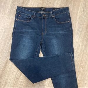 Tahari Women’s Classic Skinny Jeans